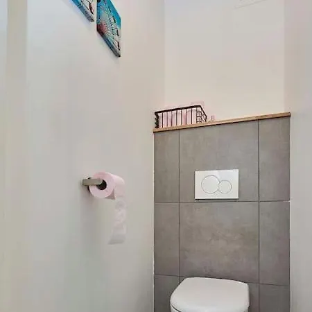 Superb Air-conditioned T2 - Balcony - Virtual Tour Апартаменты *